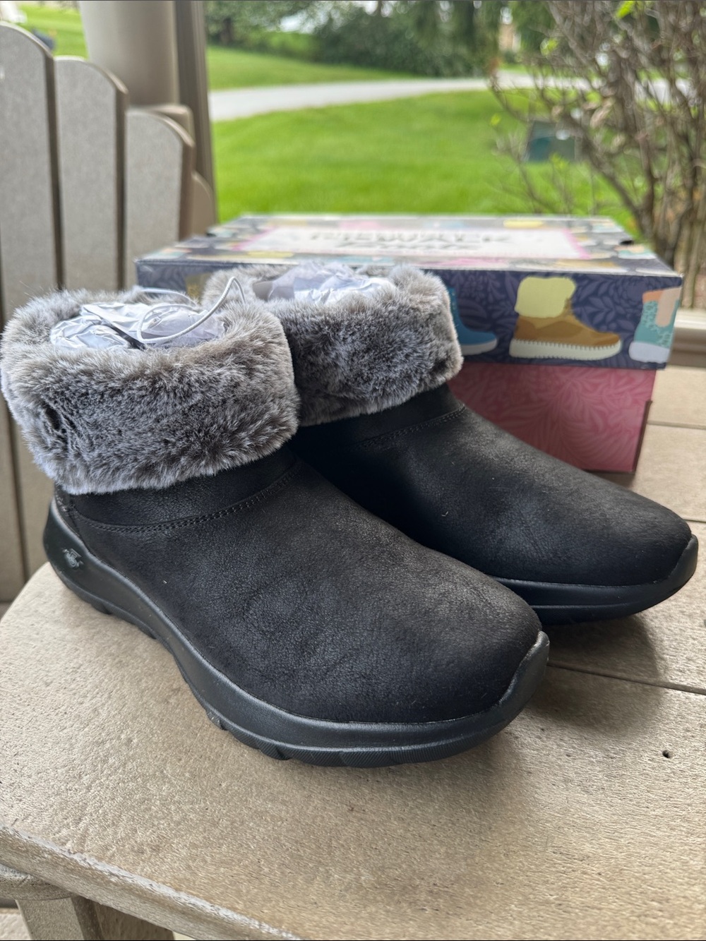 Skechers Black On-the-go Joy boots